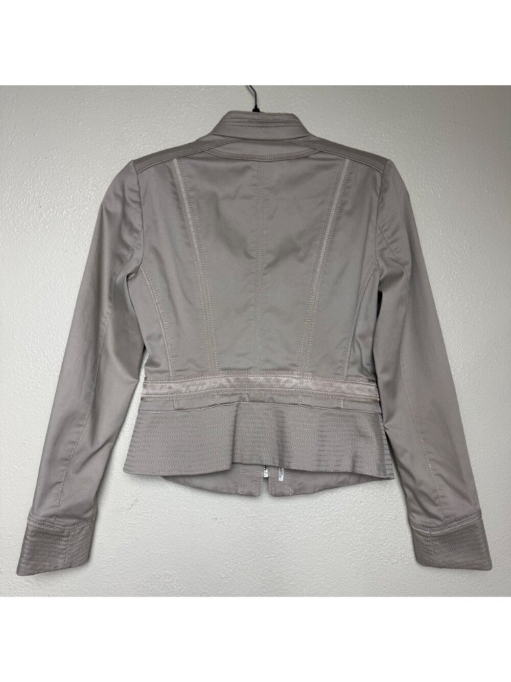 WHBM White House Black Market Tan/Beige Jacket w/ Decorative Detail Sz 00 - Picture 4 of 6